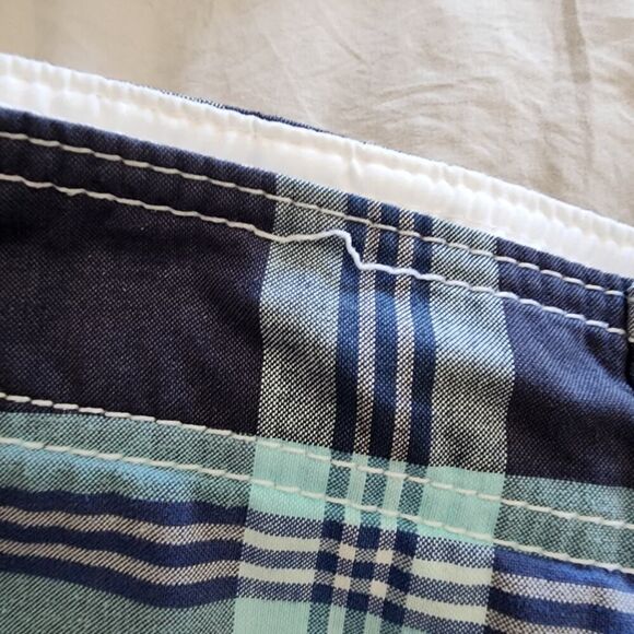 Abercrombie & Fitch blue plaid swim trunks board shorts mens size L - Picture 7 of 8